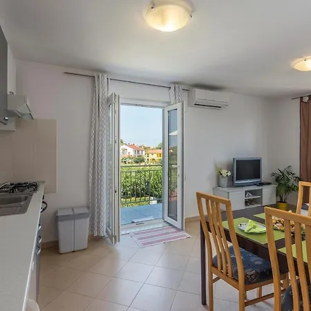 Apartment Nensi Porec Exterior photo