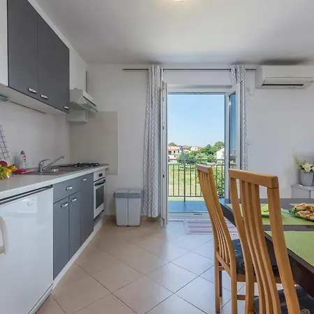 Apartment Nensi Porec Exterior photo
