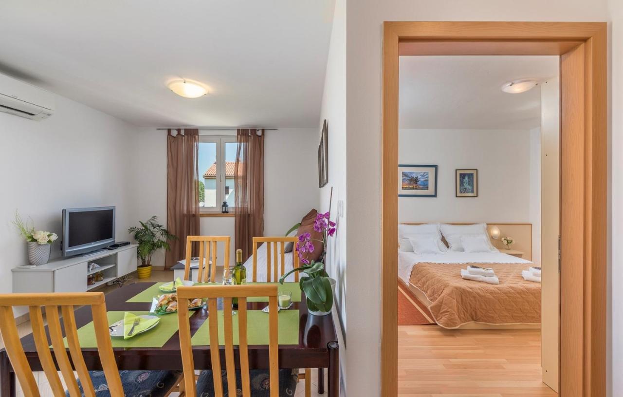 Nensi Apartment Porec